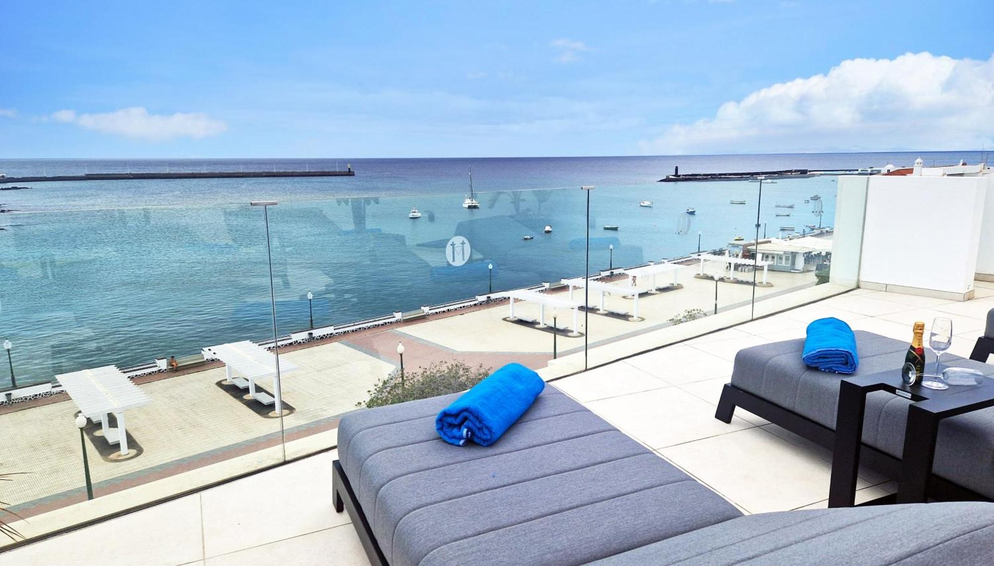 Blue Marina Suites - Boutique Apartments أرّاثيفي المظهر الخارجي الصورة